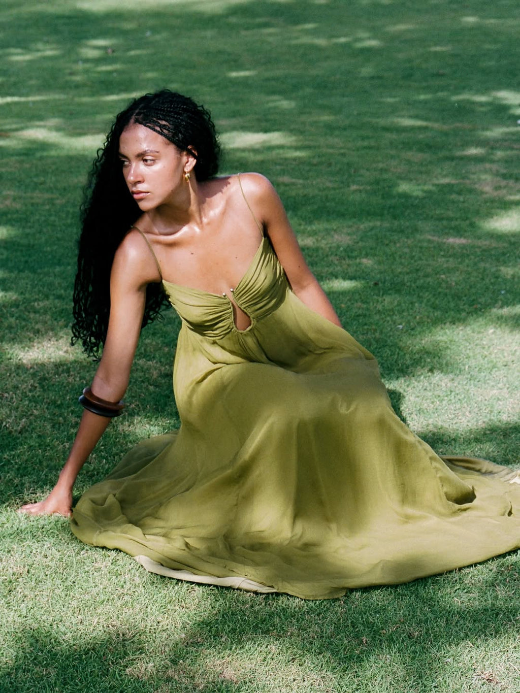 Vestido de Festa Longo Verde Oliva Madre