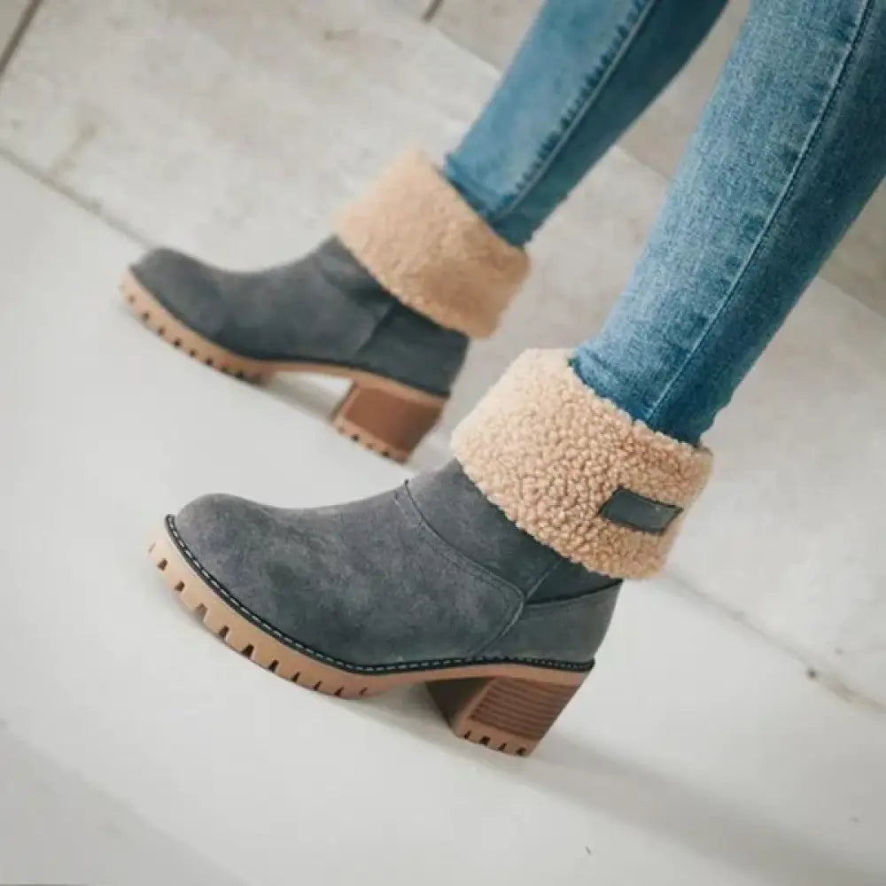 Bota Feminina de Inverno Peluciada Bianca Bota Feminina de Inverno Peluciada Bianca