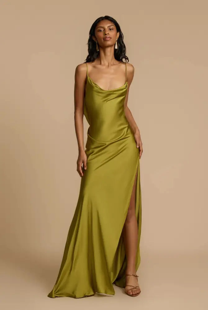 Vestido de Festa Longo Verde Oliva Dupes Vestido de Festa Longo Verde Oliva Dupes
